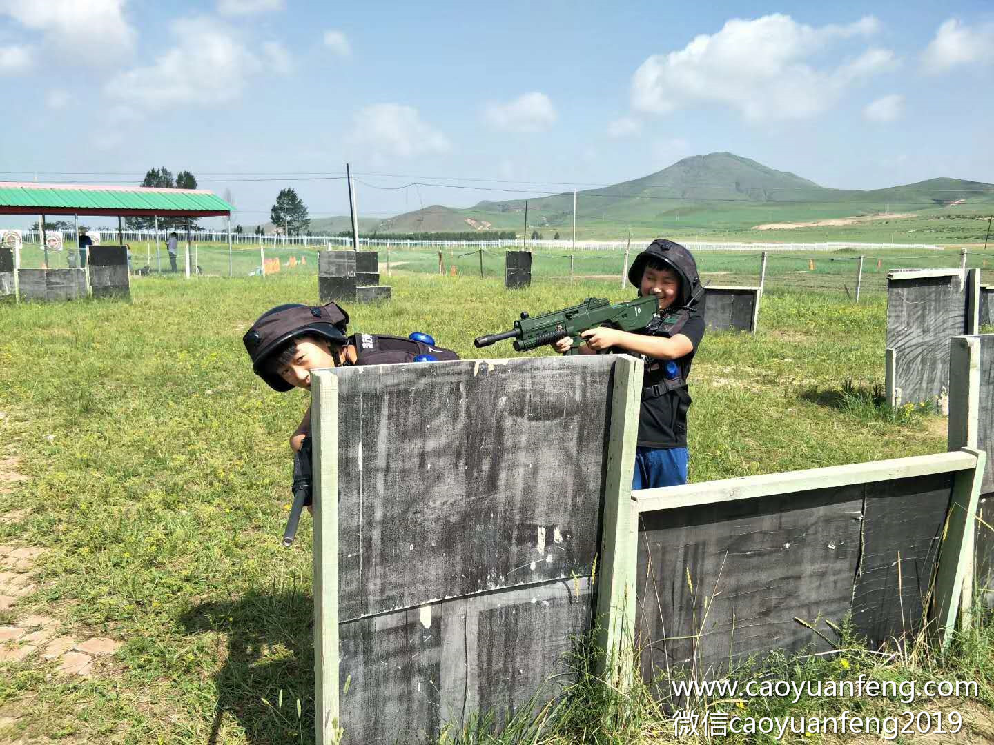 固安90印象創(chuàng)意美術草原夏令營