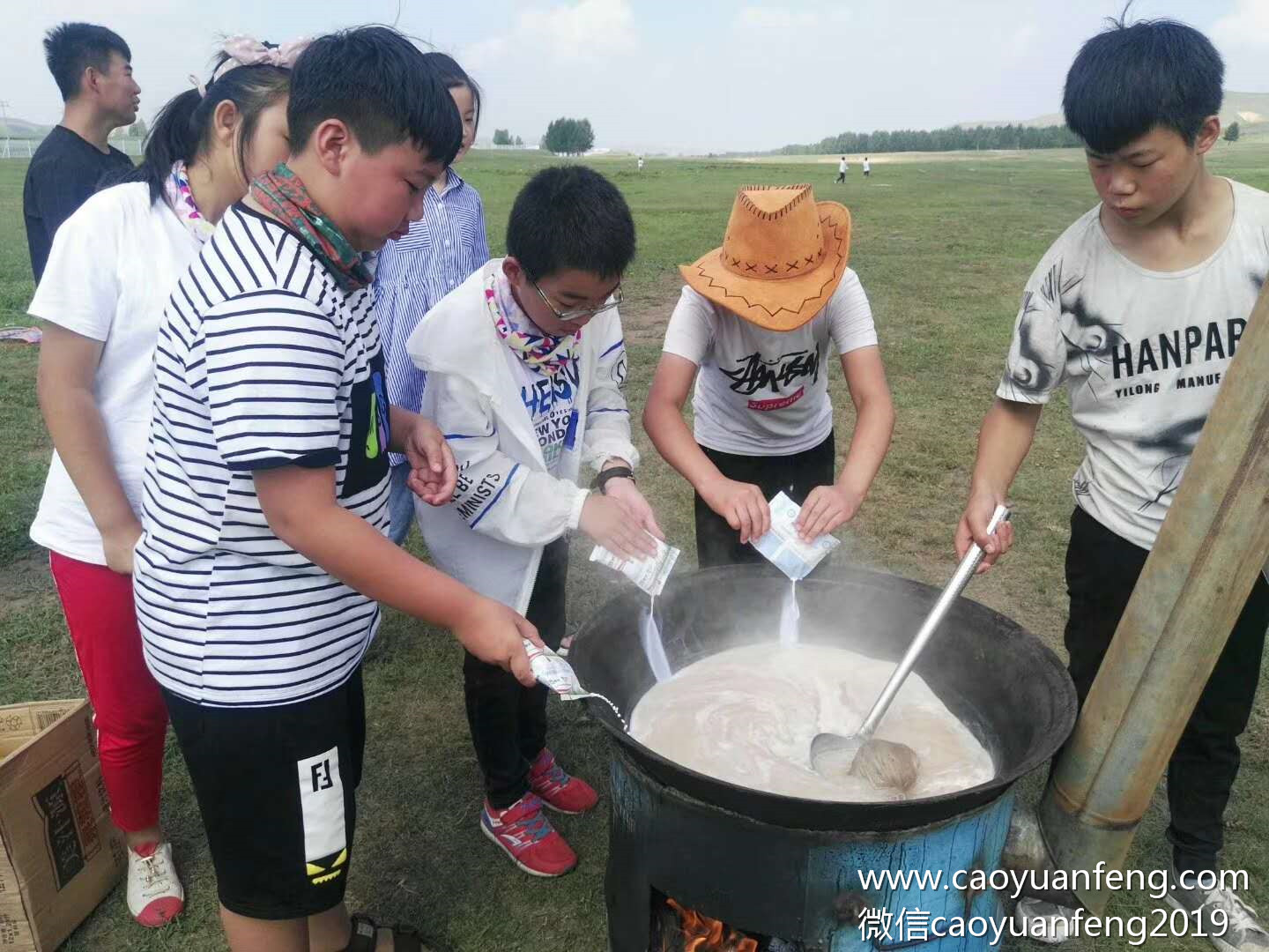 唐山博學(xué)教育草原成長夏令營