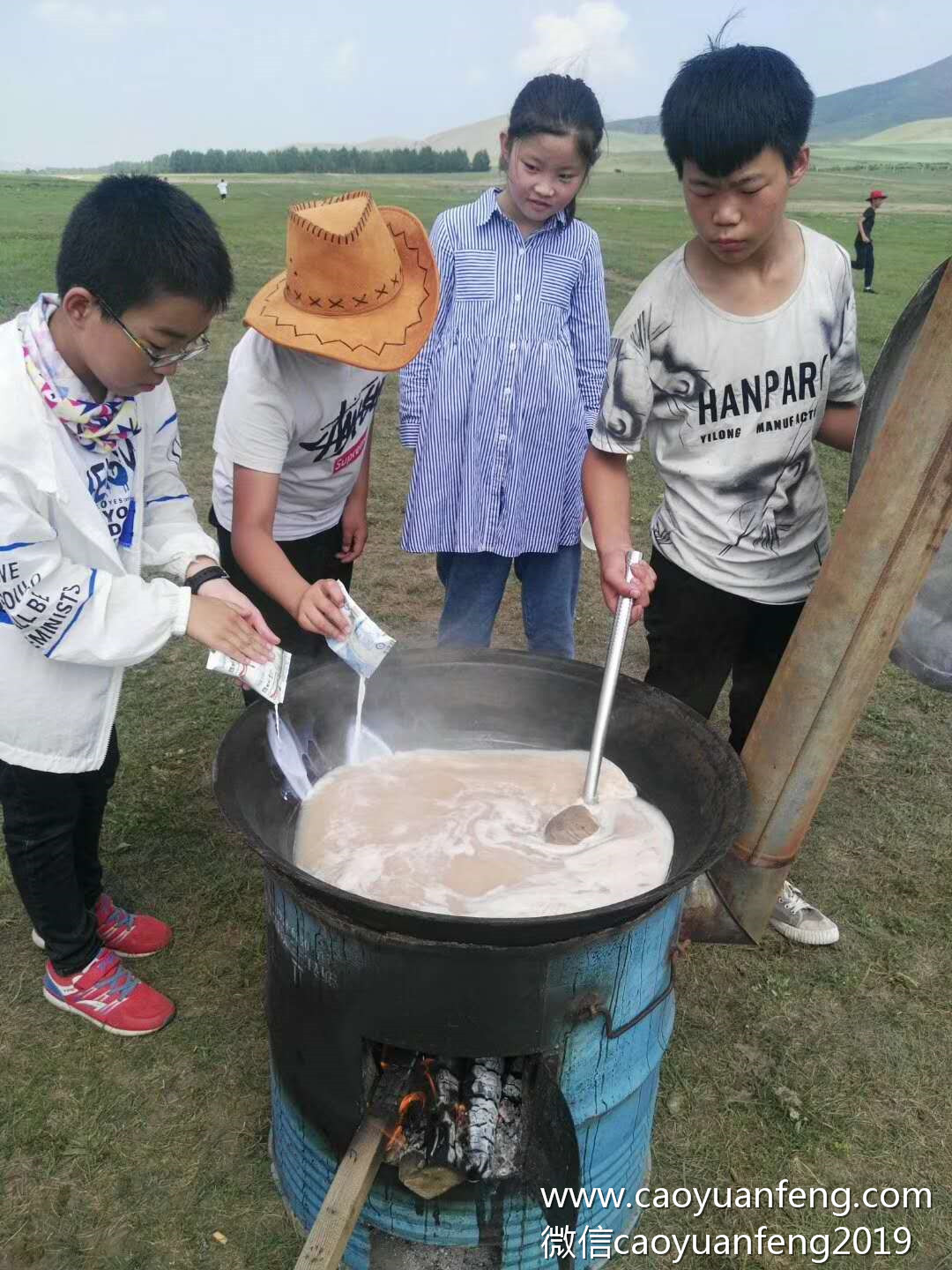 唐山博學(xué)教育草原成長夏令營