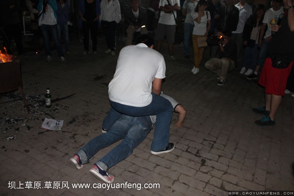 聯(lián)想網(wǎng)御星云豐寧壩上行